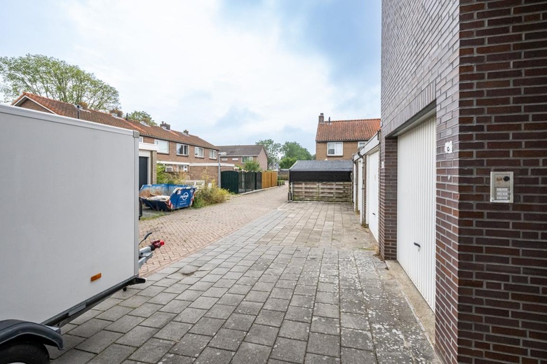 WinkelruimteaanOranjeplein 12<br/> inStellendam WinkelruimteaanOranjeplein 12<br/> inStellendam