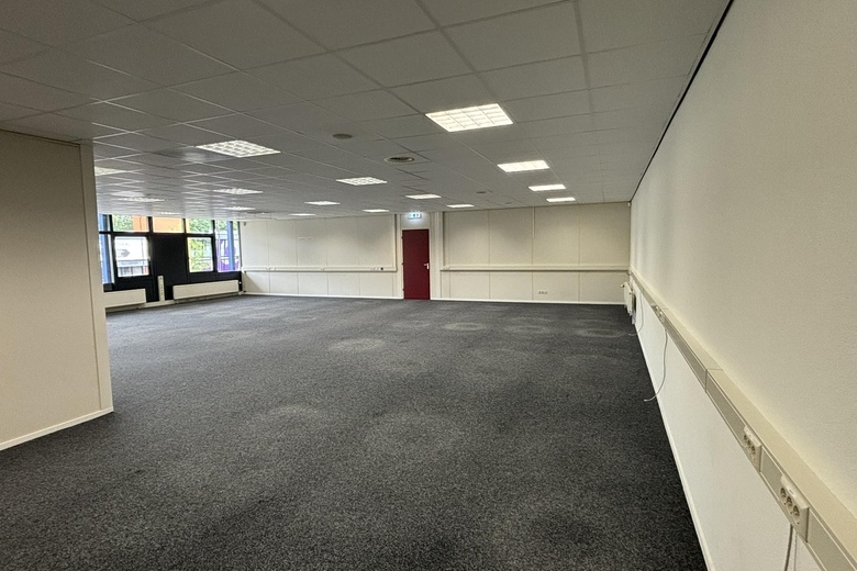 KantoorruimteaanLoopkantstraat 23<br/> inUden