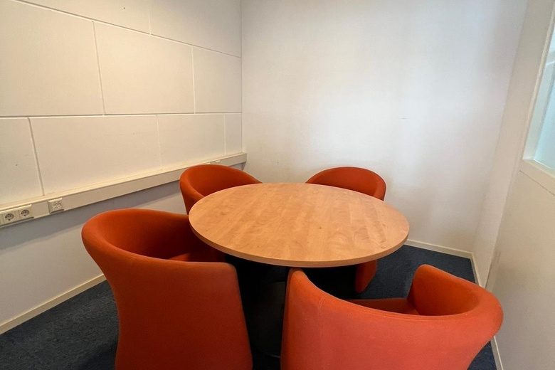 BedrijfsruimteaanA. van Leeuwenhoekweg 36 B 1<br/> inAlphen aan den Rijn