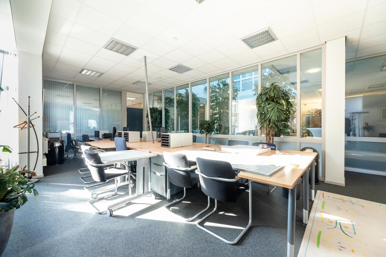 KantoorruimteaanRossinistraat 46<br/> inOss KantoorruimteaanRossinistraat 46<br/> inOss
