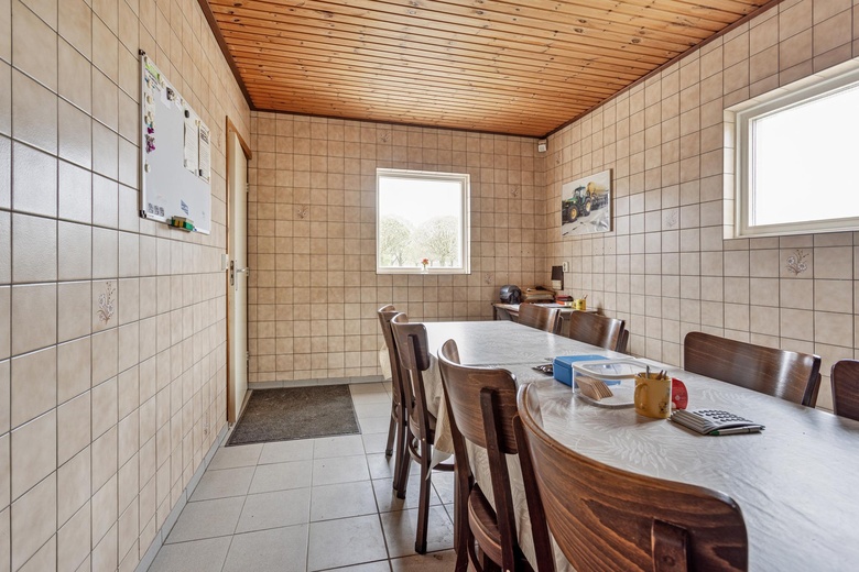 BedrijfsruimteaanTeeuwenhofweg 4 A<br/> inLeunen