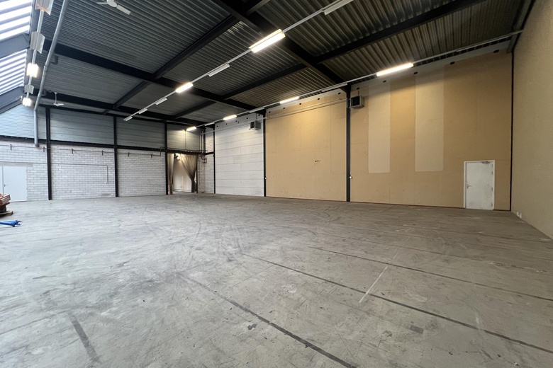 BedrijfsruimteaanStephensonweg 8<br/> inGorinchem BedrijfsruimteaanStephensonweg 8<br/> inGorinchem