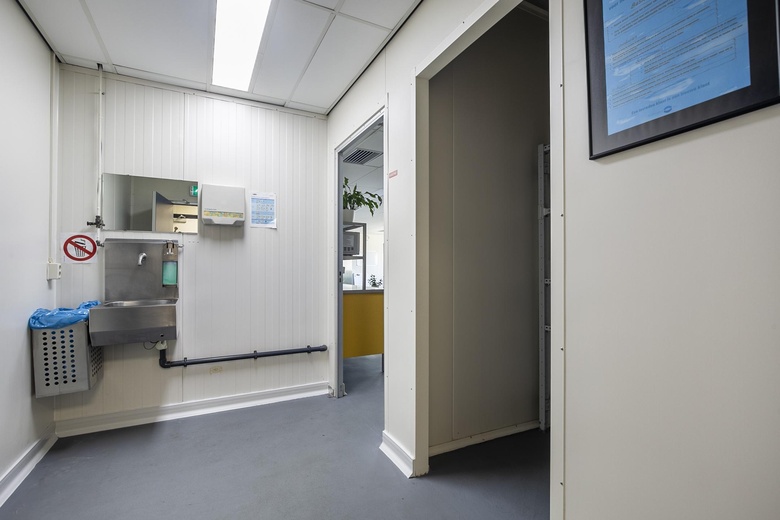 BedrijfsruimteaanIJzersteden 7<br/> inEnschede BedrijfsruimteaanIJzersteden 7<br/> inEnschede