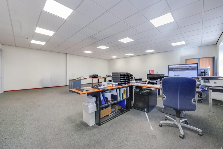 BedrijfsruimteaanPalmpolstraat 31<br/> inAlmere