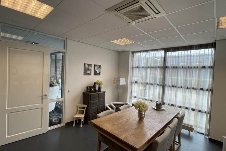 BedrijfsruimteaanFlorijnweg 2<br/> inVelp