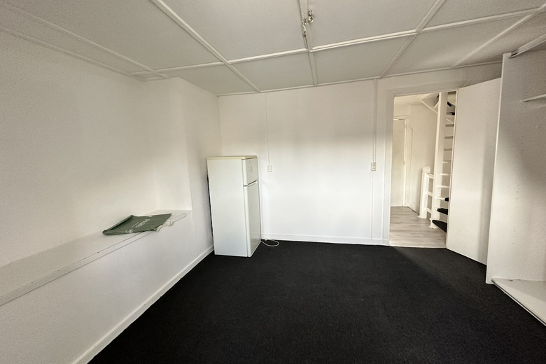 WinkelruimteaanNassaustraat 7<br/> inBussum WinkelruimteaanNassaustraat 7<br/> inBussum