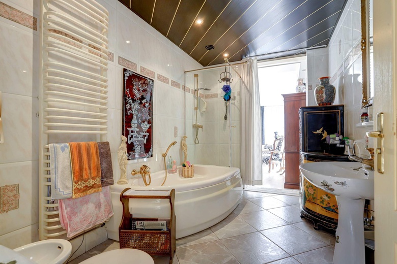 BedrijfsruimteaanRijksweg 2<br/> inBaexem