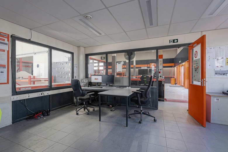 Bedrijfsruimte Zaandam - Tienlingstraat 4 - Foto 13