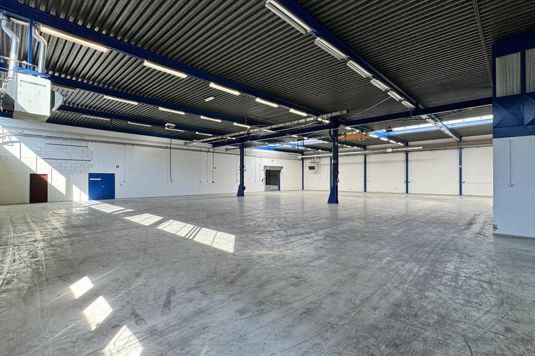 BedrijfsruimteaanHurksestraat 3<br/> inEindhoven BedrijfsruimteaanHurksestraat 3<br/> inEindhoven