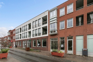 Bekijk foto 2 van Marktstraat 1