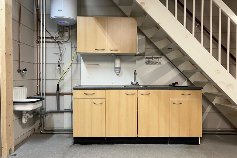 BedrijfsruimteaanCarneool 134<br/> inDordrecht