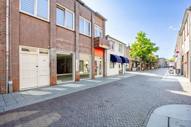 WinkelruimteaanSchoolstraat 7<br/> inVenray WinkelruimteaanSchoolstraat 7<br/> inVenray