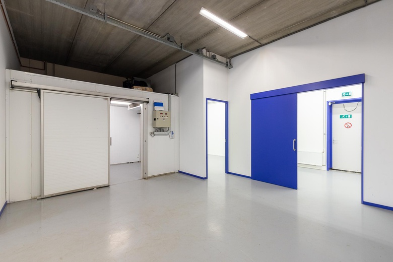 BedrijfsruimteaanMeer en Duin 216<br/> inLisse BedrijfsruimteaanMeer en Duin 216<br/> inLisse