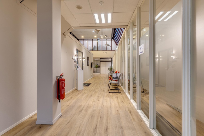 BedrijfsruimteaanLentemorgen 5<br/> inZevenaar BedrijfsruimteaanLentemorgen 5<br/> inZevenaar