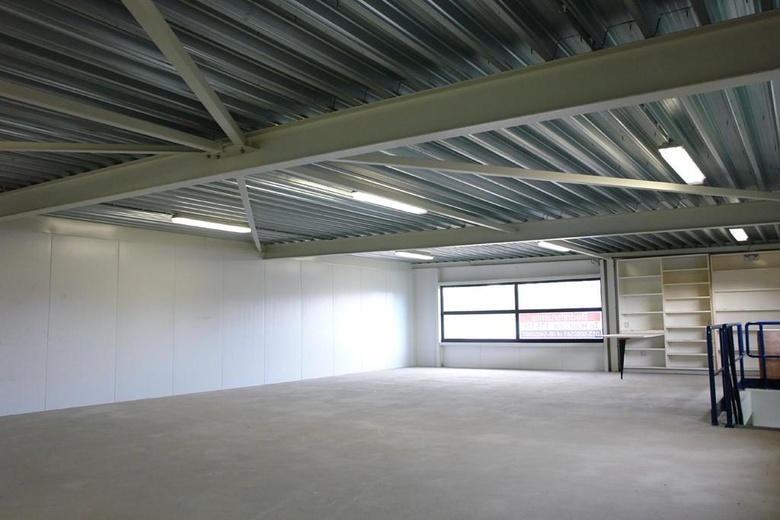 BedrijfsruimteaanKoningshoek 19 A<br/> inLage Mierde