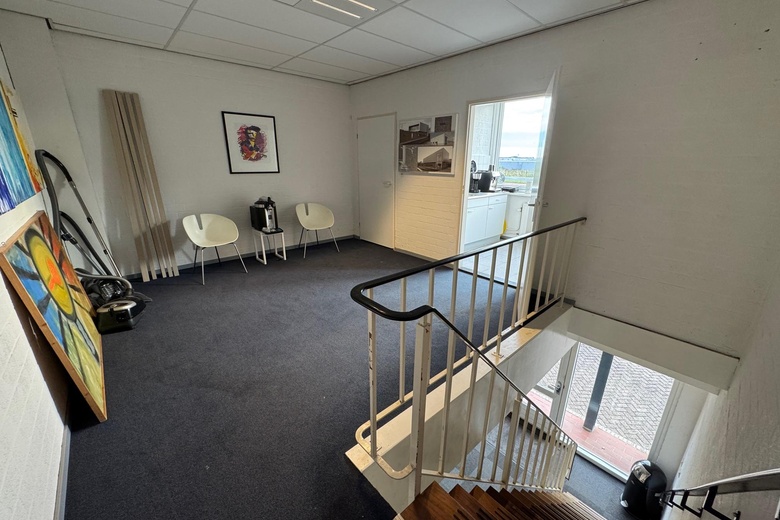 BedrijfsruimteaanElftweg 54<br/> inRaamsdonksveer