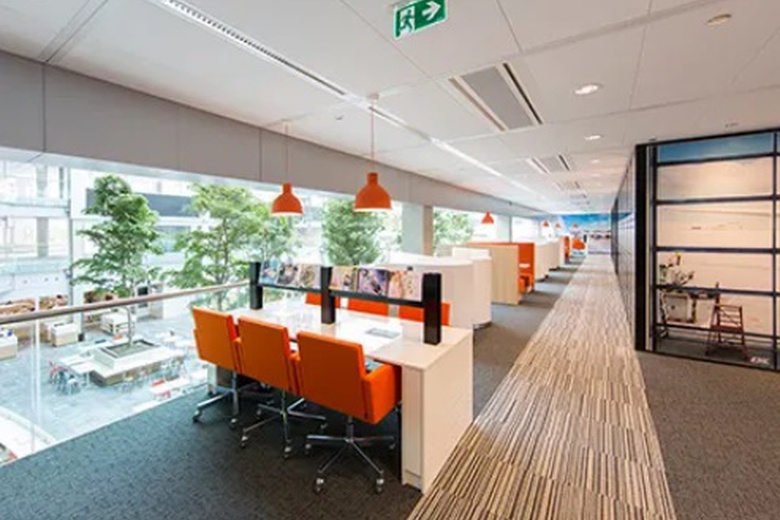 KantoorruimteaanEvert van de Beekstraat 1 - 104<br/> inSchiphol