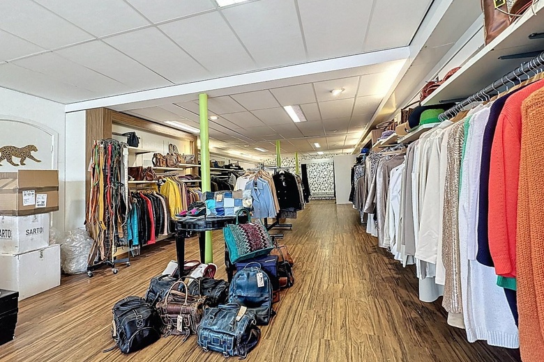 WinkelruimteaanMeerminnestraat 5<br/> inSluis WinkelruimteaanMeerminnestraat 5<br/> inSluis
