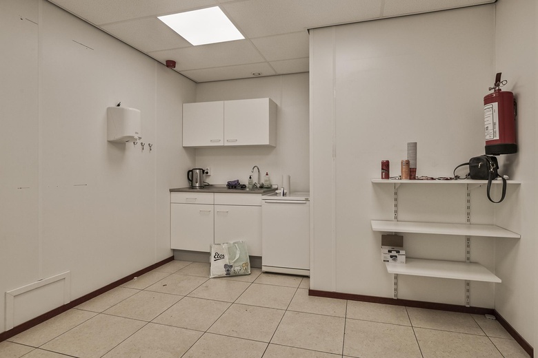 WinkelruimteaanP.C. Hooftplein 7<br/> inHarderwijk WinkelruimteaanP.C. Hooftplein 7<br/> inHarderwijk