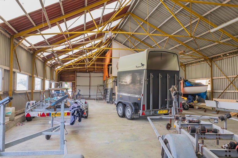 BedrijfsruimteaanVlietweg 84<br/> inLeiden BedrijfsruimteaanVlietweg 84<br/> inLeiden