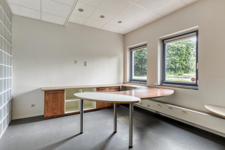 KantoorruimteaanBlokfluitlaan 19<br/> inOldenzaal KantoorruimteaanBlokfluitlaan 19<br/> inOldenzaal