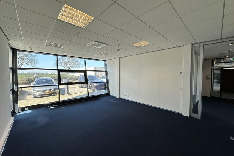 KantoorruimteaanEmoeweg 5<br/> inLelystad KantoorruimteaanEmoeweg 5<br/> inLelystad
