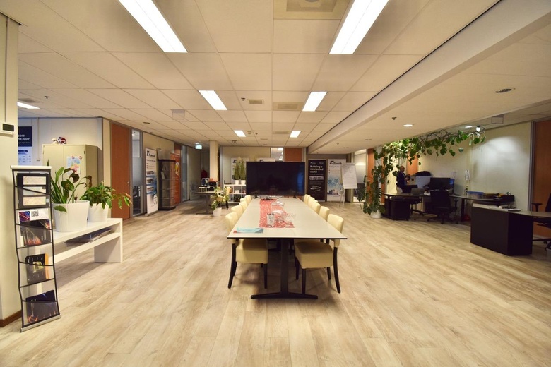 KantoorruimteaanAmsterdamsestraatweg 45 E<br/> inNaarden