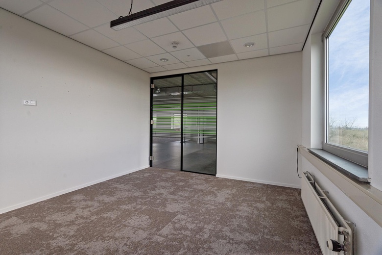 KantoorruimteaanPondweg 1<br/> inNieuw-Vennep KantoorruimteaanPondweg 1<br/> inNieuw-Vennep