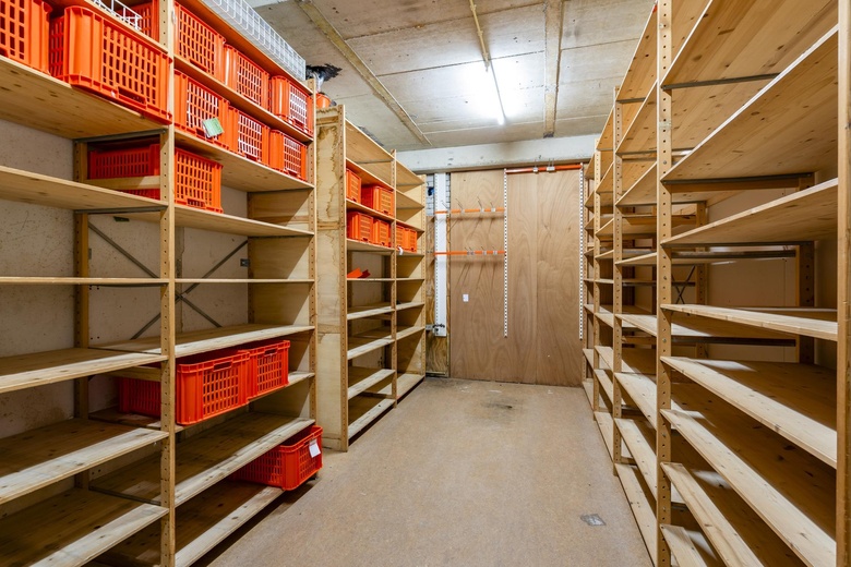 WinkelruimteaanOostermeent-West 9<br/> inHuizen WinkelruimteaanOostermeent-West 9<br/> inHuizen