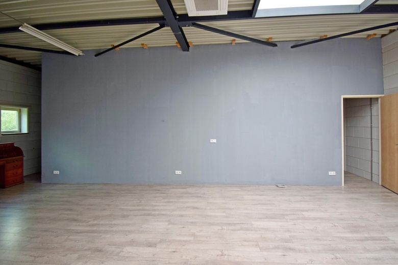 BedrijfsruimteaanAugustapolder 8<br/> inBarendrecht