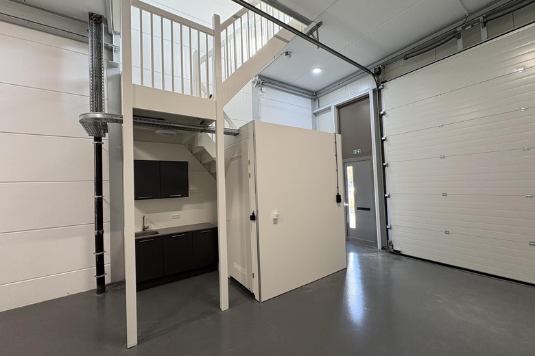 Bedrijfsruimteaande Waal 45 - 79<br/> inBest