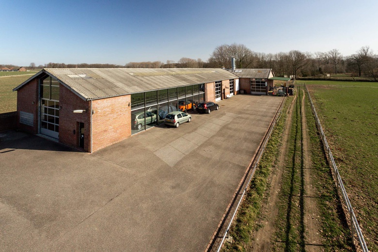 BedrijfsruimteaanRijksweg 2<br/> inBaexem