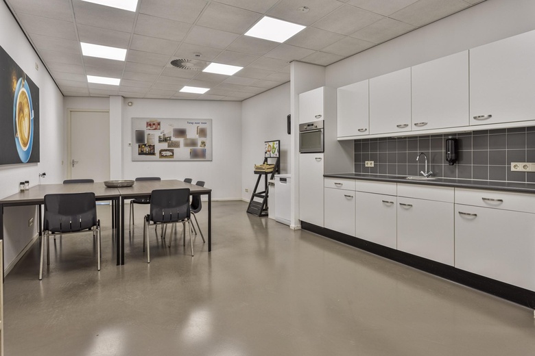 Bekijk foto 15 in  aan de  in 