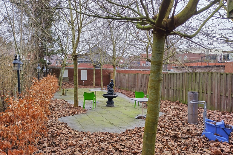 HorecaaanVeenlustplein 14<br/> inVeendam HorecaaanVeenlustplein 14<br/> inVeendam