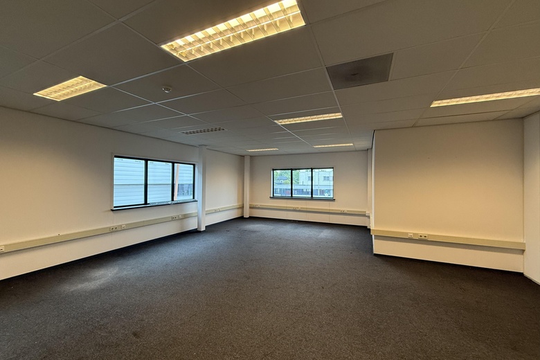 KantoorruimteaanVlierberg 4<br/> inEemnes