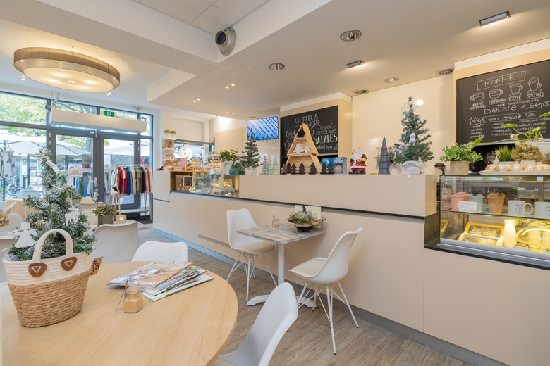 WinkelruimteaanKanaalstraat 68<br/> inLisse