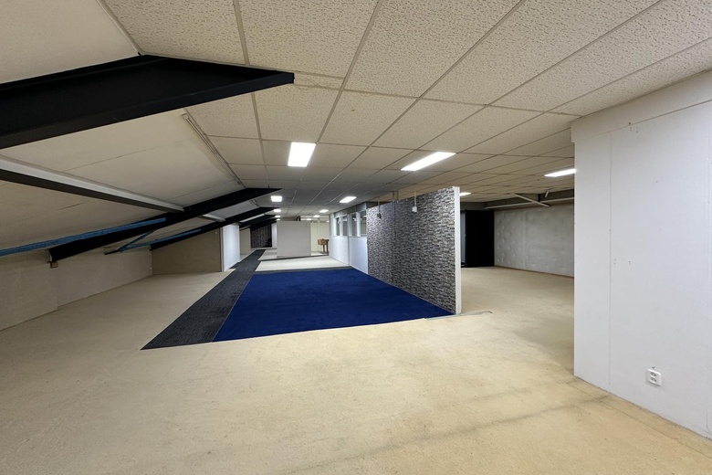 BedrijfsruimteaanRijksstraatweg 69<br/> inSleeuwijk BedrijfsruimteaanRijksstraatweg 69<br/> inSleeuwijk