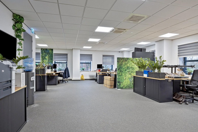 KantoorruimteaanElzenweg 33<br/> inWaalwijk