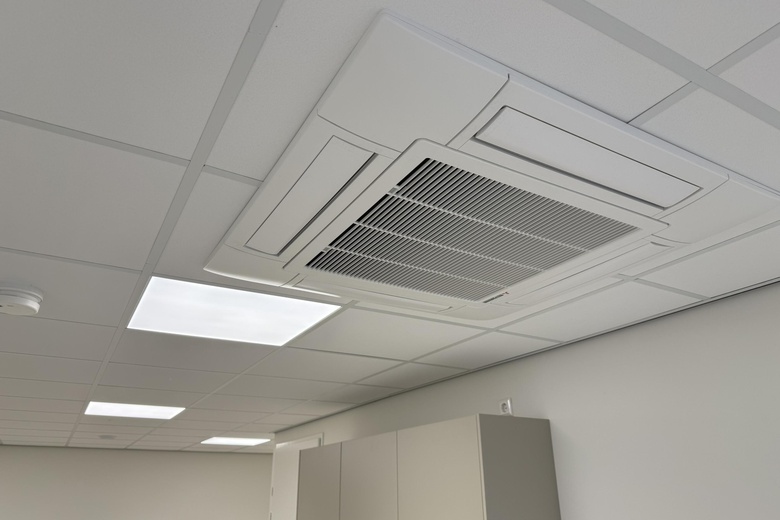 BedrijfsruimteaanReedijk 8 F 28<br/> inHeinenoord