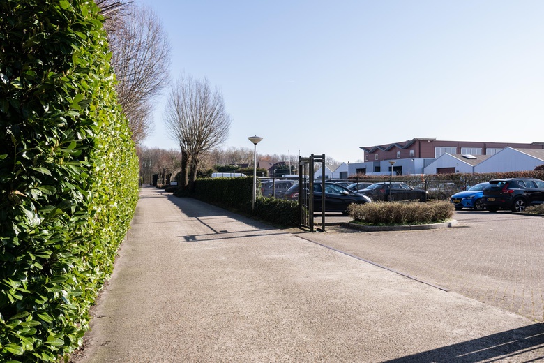 KantoorruimteaanOud-Eemnesserweg 5 H<br/> inBaarn