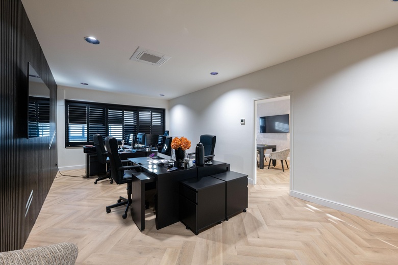 BedrijfsruimteaanSt. Victorstraat 47 - 49<br/> inWaddinxveen