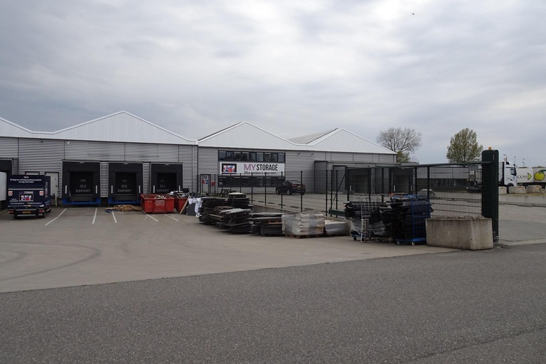 BedrijfsruimteaanPoelweg 40<br/> inDe Kwakel