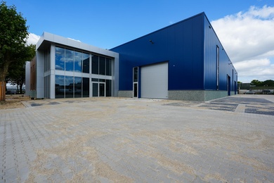 Bedrijfsruimte Middendijk 18, Helmond | Bedrijfspand.com