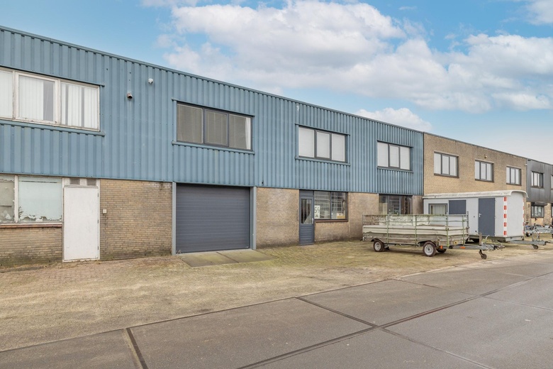 BedrijfsruimteaanFlevolaan 54 a<br/> inWeesp
