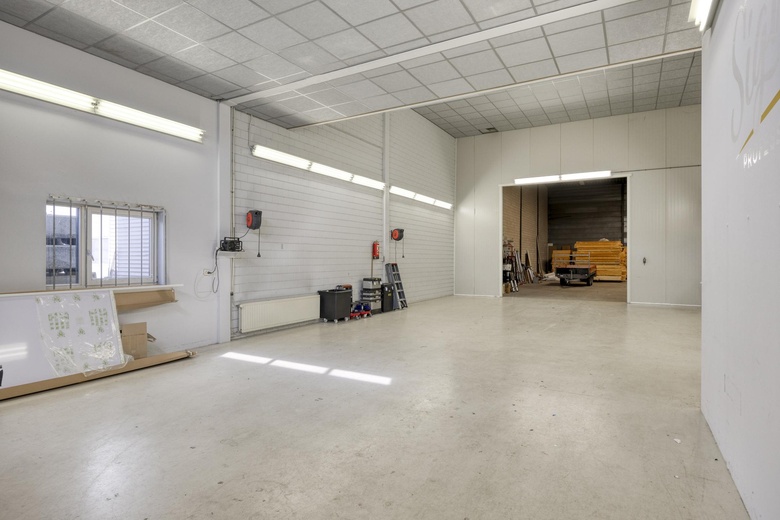 BedrijfsruimteaanTinus van der Sijdestraat 7<br/> inSprang