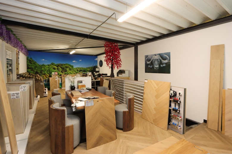 BedrijfsruimteaanSchutweg 21 19<br/> inLelystad