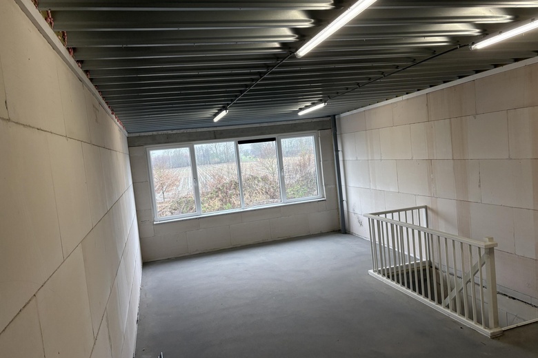 BedrijfsruimteaanProduktieweg 5 04<br/> inHolten