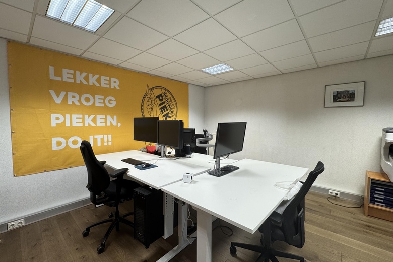 BedrijfsruimteaanBraspenning 27<br/> inZaandam