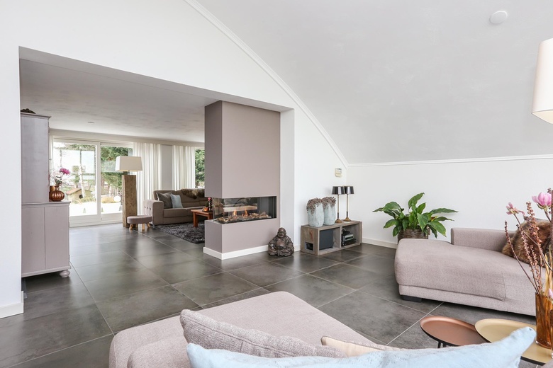 BedrijfsruimteaanKadijk 4<br/> inLemmer BedrijfsruimteaanKadijk 4<br/> inLemmer