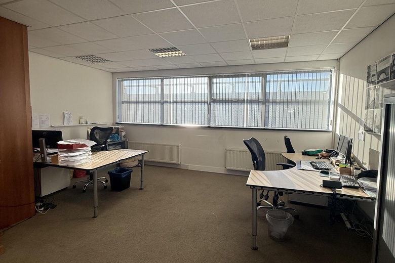 BedrijfsruimteaanVermogenweg 39<br/> inMijdrecht